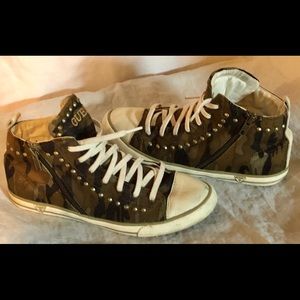 Guess sneakers